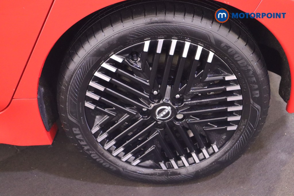 Nissan Leaf N-Connecta Automatic Electric Hatchback - Stock Number (1612121) - 23rd supplementary image