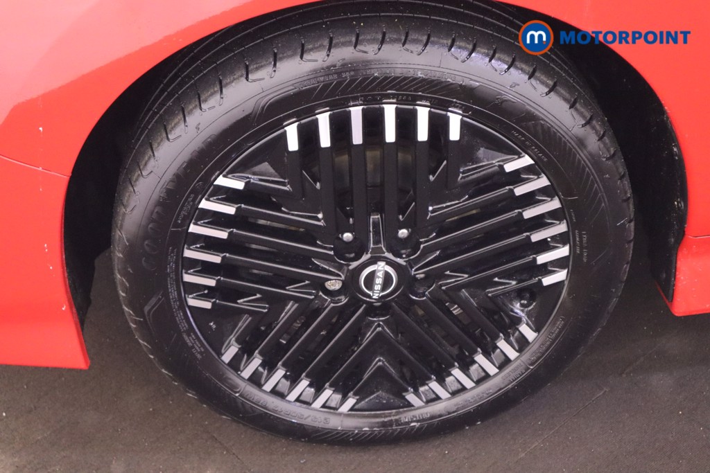 Nissan Leaf N-Connecta Automatic Electric Hatchback - Stock Number (1612121) - 24th supplementary image