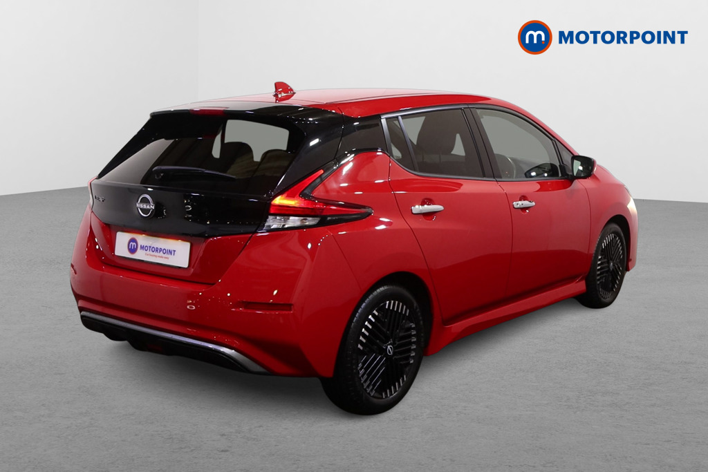 Nissan Leaf N-Connecta Automatic Electric Hatchback - Stock Number (1612121) - Drivers side rear corner