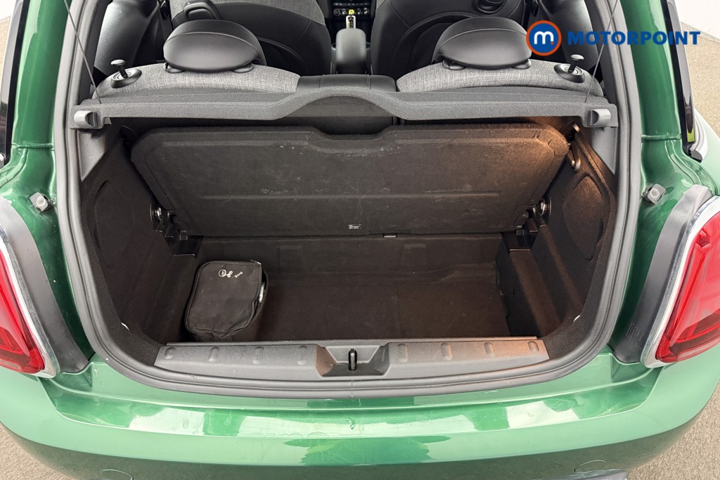 Mini Hatchback Cooper S Level 2 Automatic Electric Hatchback - Stock Number (1612328) - 4th supplementary image