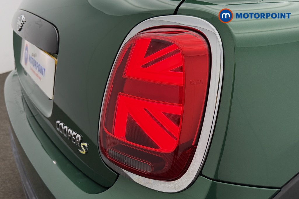 Mini Hatchback Cooper S Level 2 Automatic Electric Hatchback - Stock Number (1612328) - 19th supplementary image