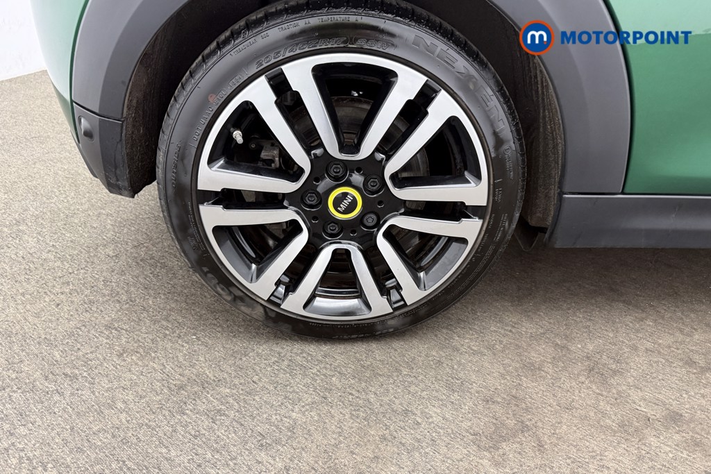 Mini Hatchback Cooper S Level 2 Automatic Electric Hatchback - Stock Number (1612328) - 25th supplementary image