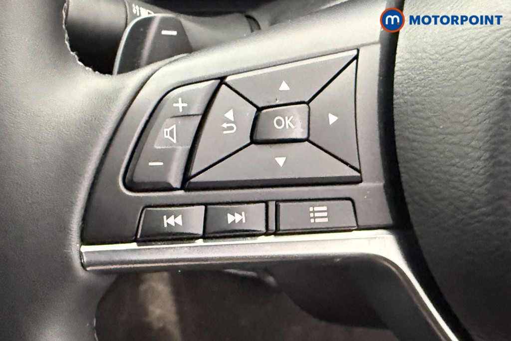 Nissan Juke N-Connecta Automatic Petrol SUV - Stock Number (1612799) - 13th supplementary image