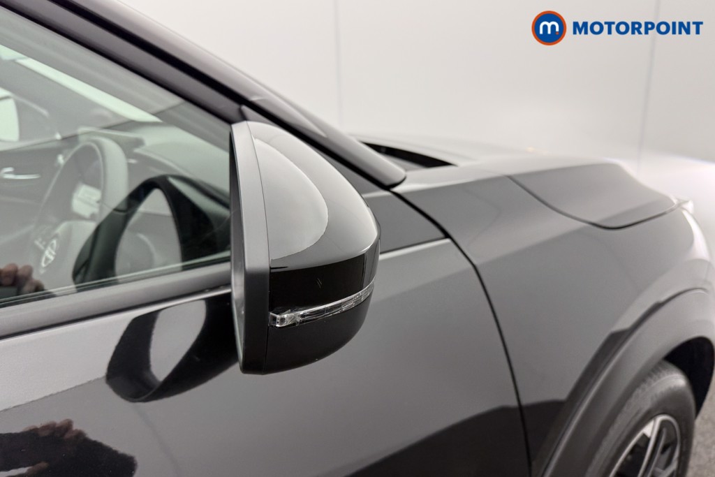 Nissan Juke N-Connecta Automatic Petrol SUV - Stock Number (1612799) - 18th supplementary image