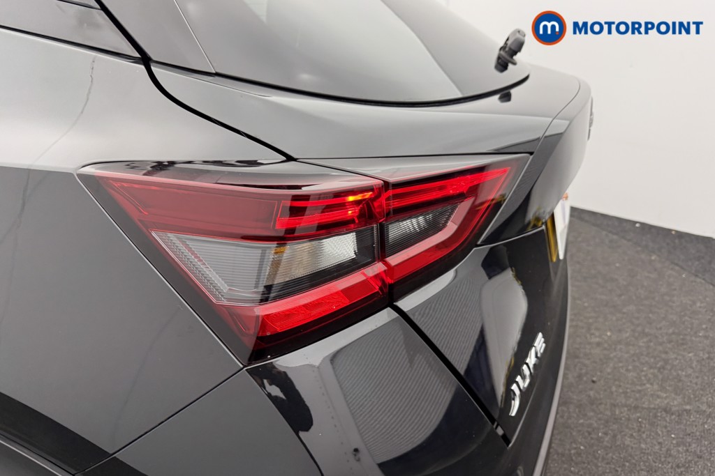 Nissan Juke N-Connecta Automatic Petrol SUV - Stock Number (1612799) - 25th supplementary image