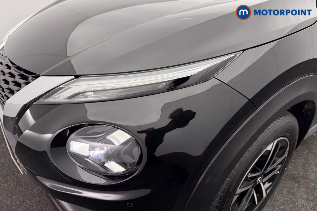 Nissan Juke N-Connecta Automatic Petrol SUV - Stock Number (1612799) - 27th supplementary image