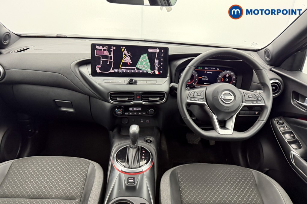 Nissan Juke N-Connecta Automatic Petrol SUV - Stock Number (1612799) - 1st supplementary image