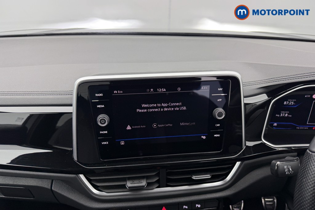 Volkswagen T-Roc R-Line Manual Petrol SUV - Stock Number (1612814) - 2nd supplementary image