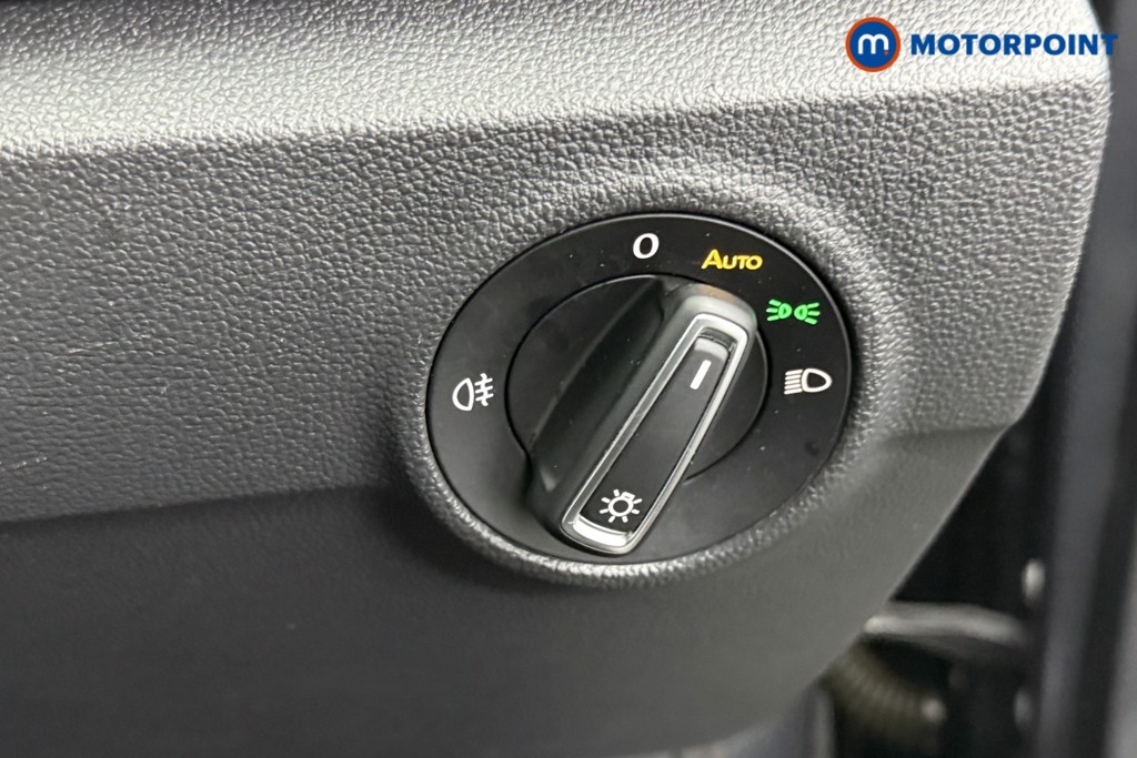 Volkswagen T-Roc R-Line Manual Petrol SUV - Stock Number (1612814) - 16th supplementary image