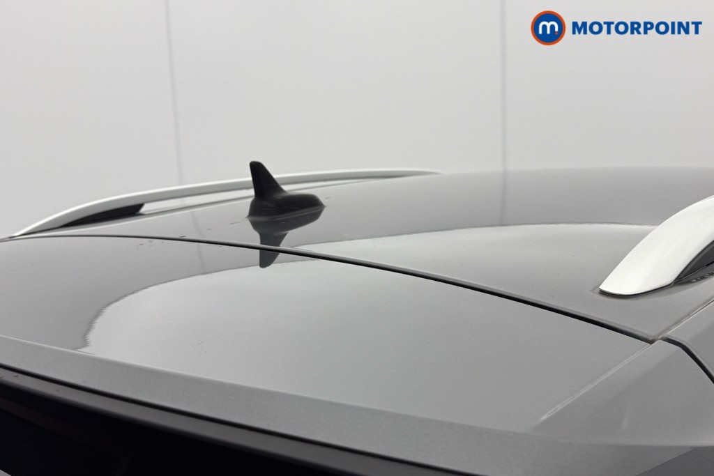 Volkswagen T-Roc R-Line Manual Petrol SUV - Stock Number (1612814) - 21st supplementary image