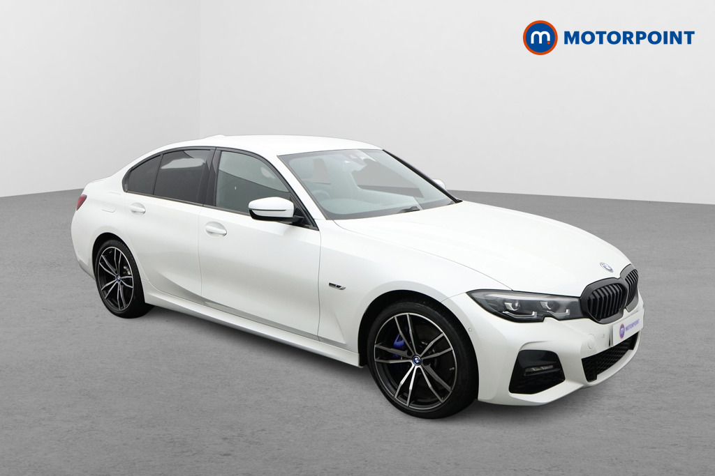 BMW 3 Series M Sport Automatic Petrol Plug-In Hybrid Saloon - Stock Number (1612940) - Drivers side front corner