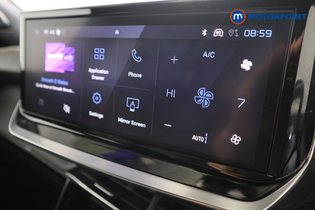 Peugeot 2008 Allure Manual Petrol SUV - Stock Number (1613106) - 8th supplementary image