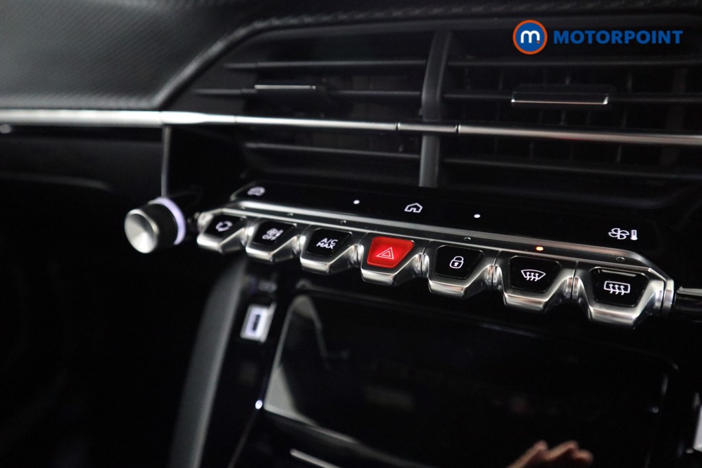 Peugeot 2008 Allure Manual Petrol SUV - Stock Number (1613106) - 9th supplementary image