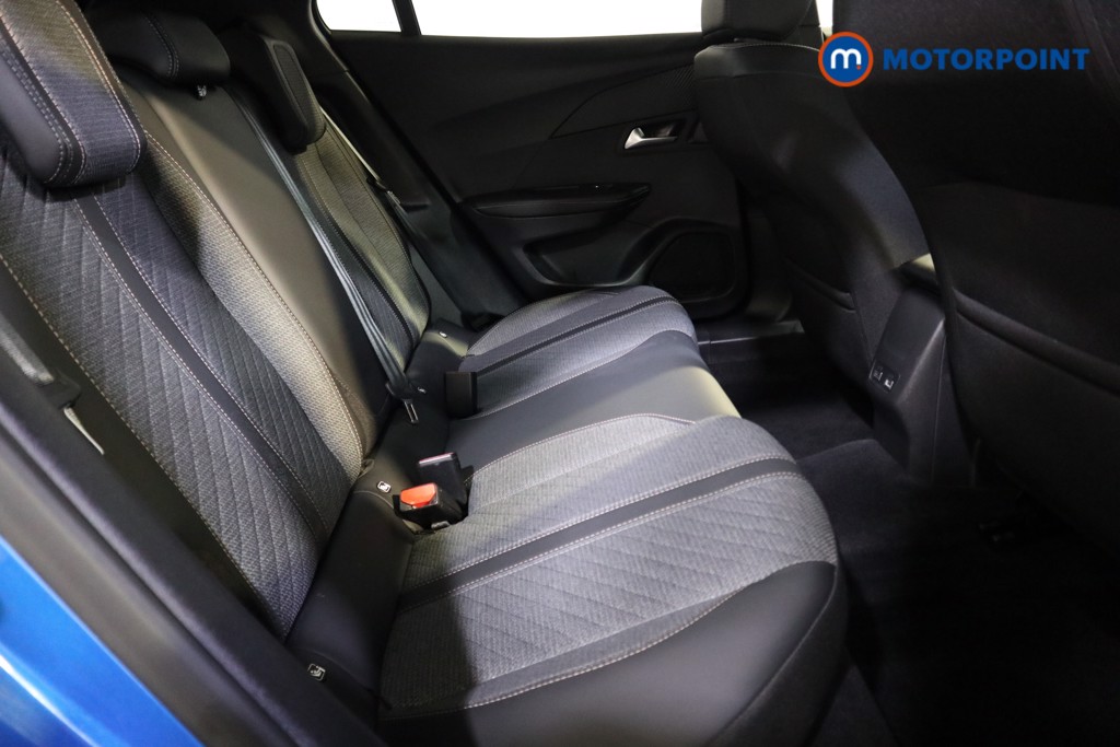 Peugeot 2008 Allure Manual Petrol SUV - Stock Number (1613106) - 18th supplementary image