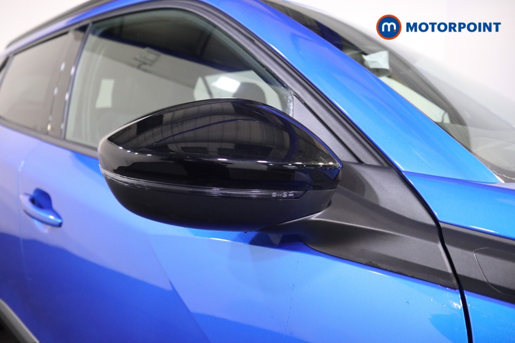 Peugeot 2008 Allure Manual Petrol SUV - Stock Number (1613106) - 32nd supplementary image