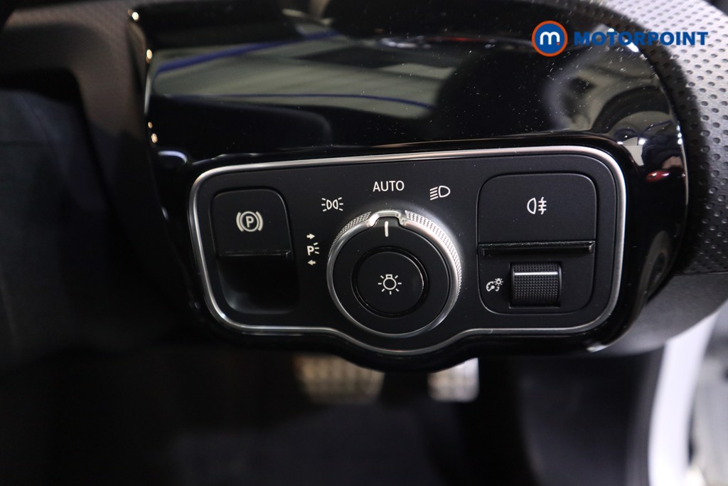 Mercedes-Benz A Class Amg Line Premium Plus Edition Automatic Petrol Hatchback - Stock Number (1613359) - 10th supplementary image