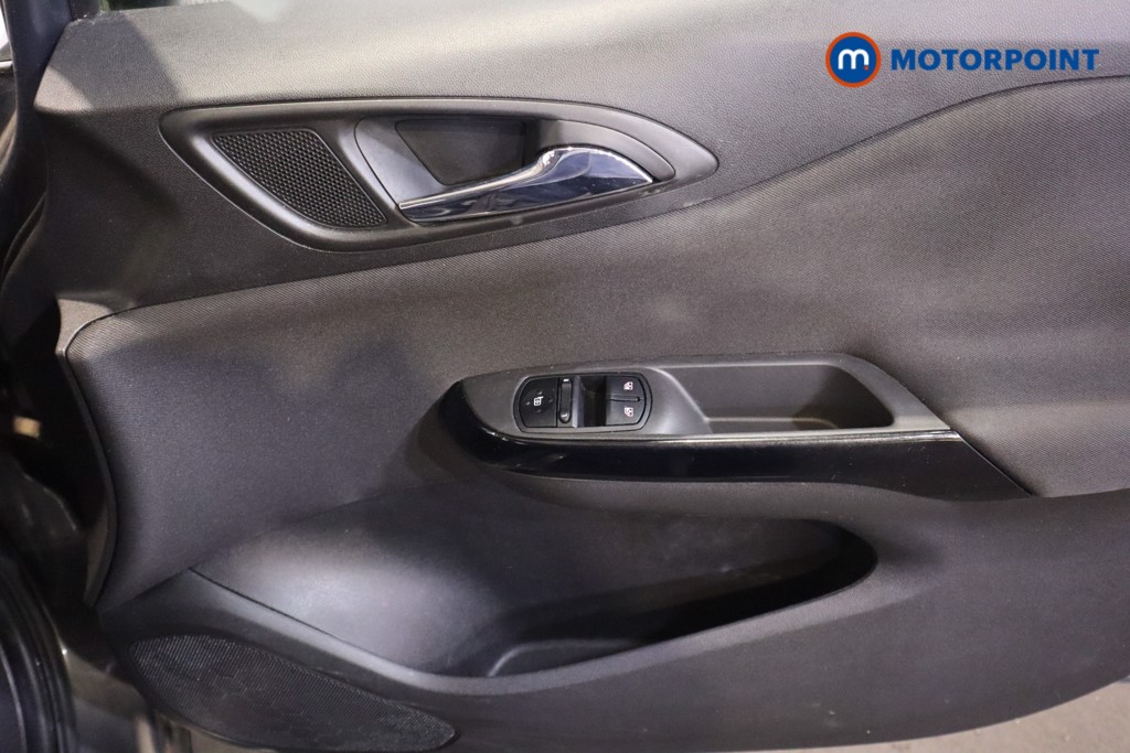 Vauxhall Corsa SRI Manual Petrol Hatchback - Stock Number (1613414) - 9th supplementary image