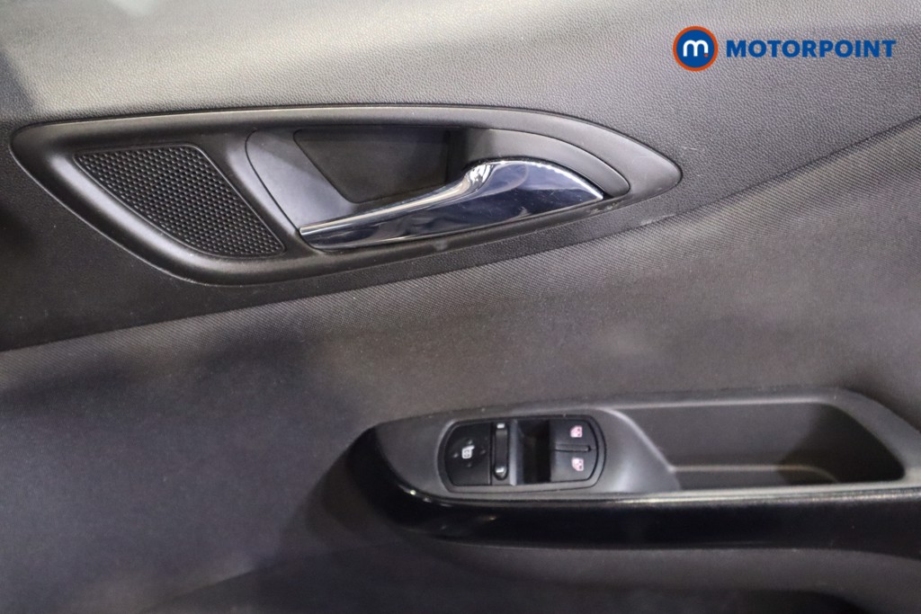 Vauxhall Corsa SRI Manual Petrol Hatchback - Stock Number (1613414) - 10th supplementary image