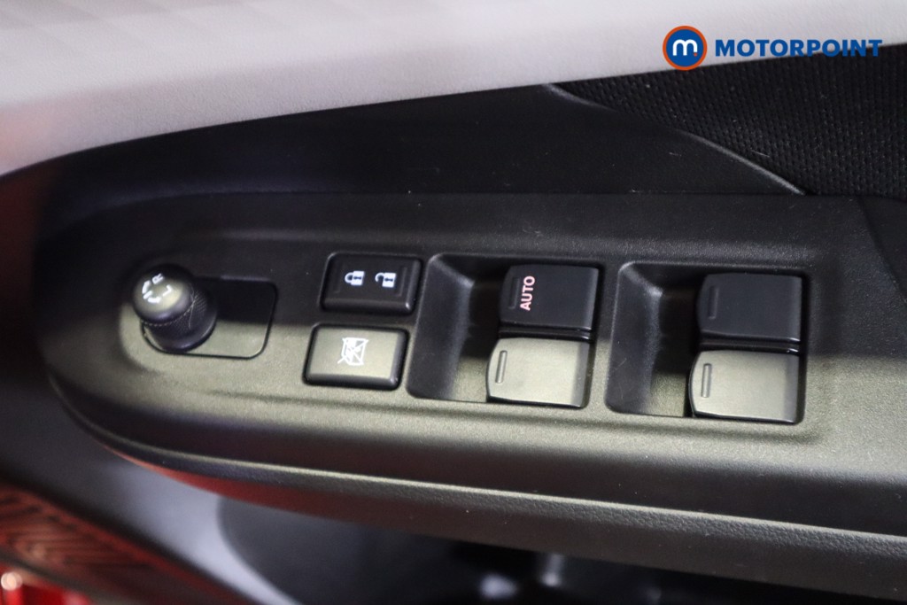 Suzuki Swift Motion Manual Petrol Hatchback - Stock Number (1614100) - 11th supplementary image