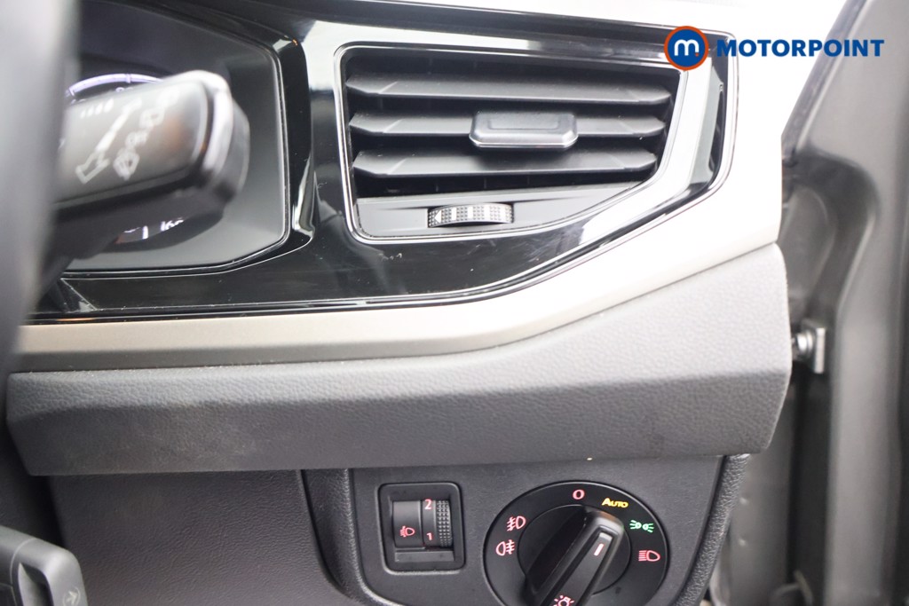 Volkswagen Polo Match Manual Petrol Hatchback - Stock Number (1614102) - 7th supplementary image