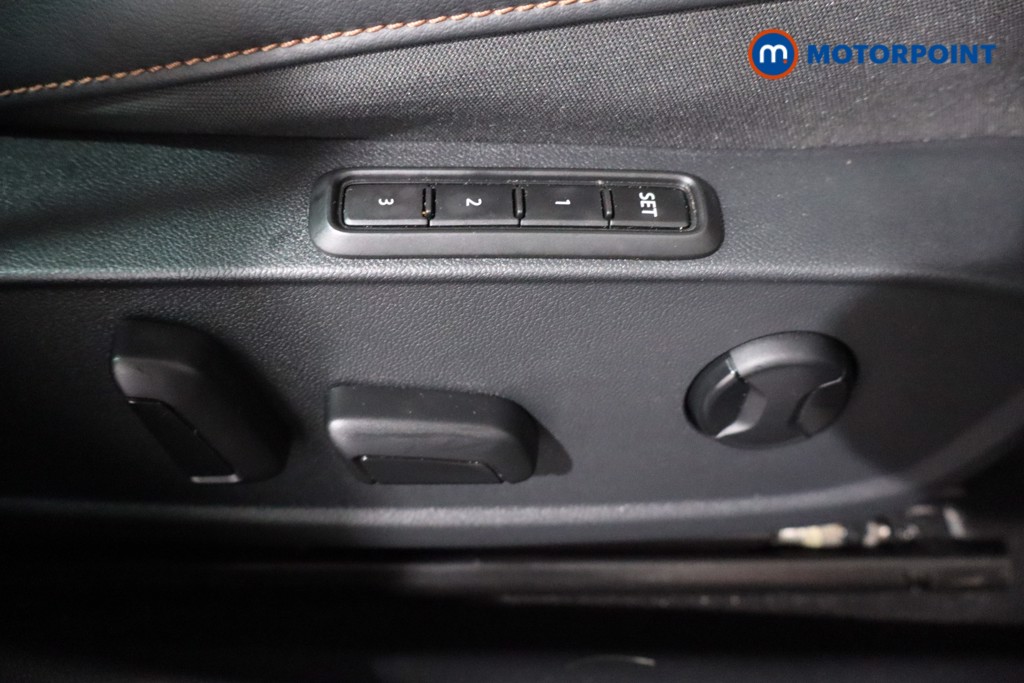 Cupra Formentor V2 Manual Petrol SUV - Stock Number (1614290) - 21st supplementary image