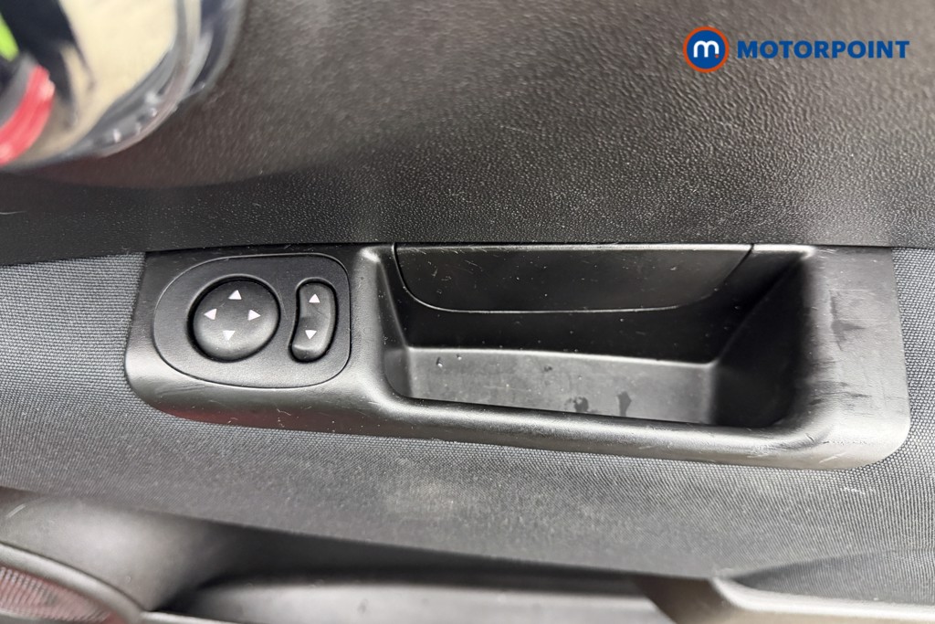 Fiat 500 Lounge Manual Petrol Hatchback - Stock Number (1614310) - 17th supplementary image