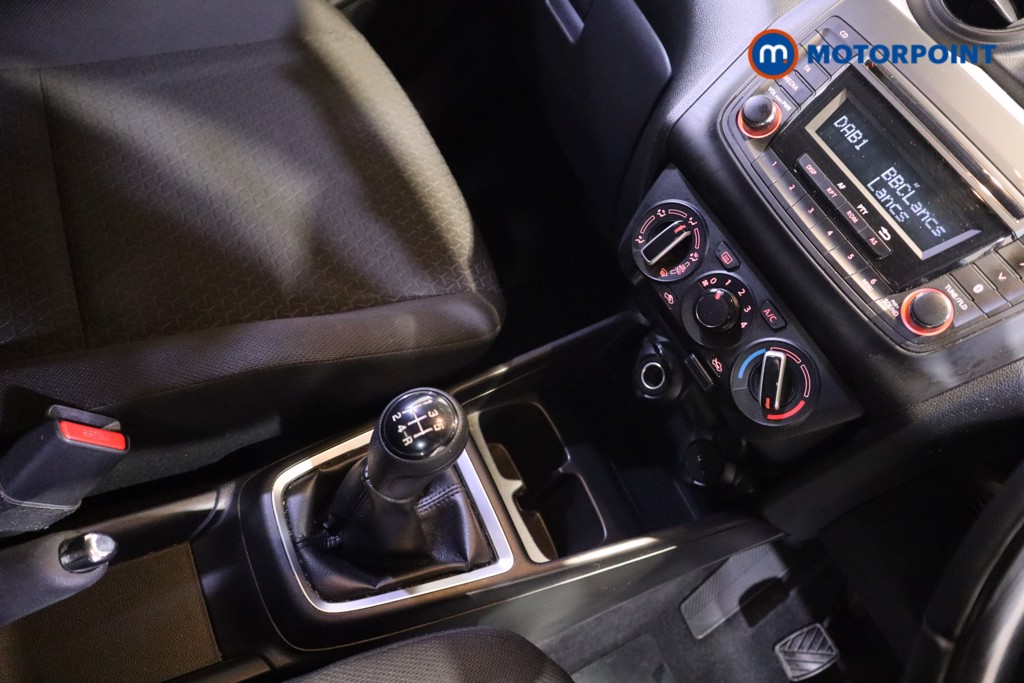 Suzuki Swift Attitude Manual Petrol Hatchback - Stock Number (1614456) - 7th supplementary image