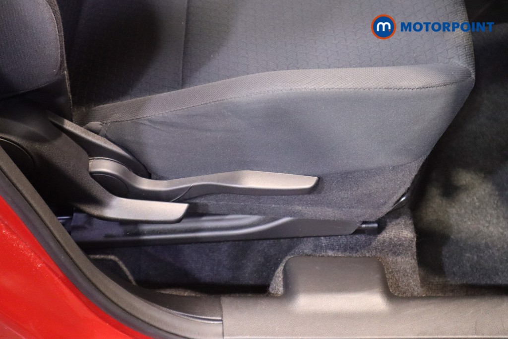 Suzuki Swift Attitude Manual Petrol Hatchback - Stock Number (1614456) - 15th supplementary image