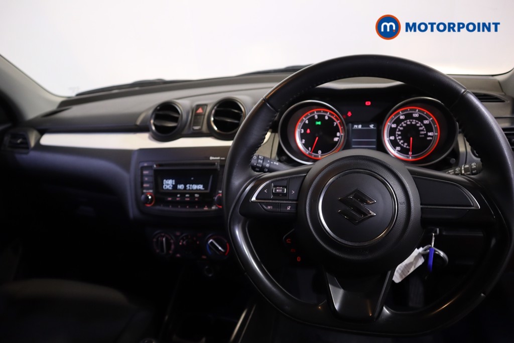 Suzuki Swift Attitude Manual Petrol Hatchback - Stock Number (1614456) - 1st supplementary image