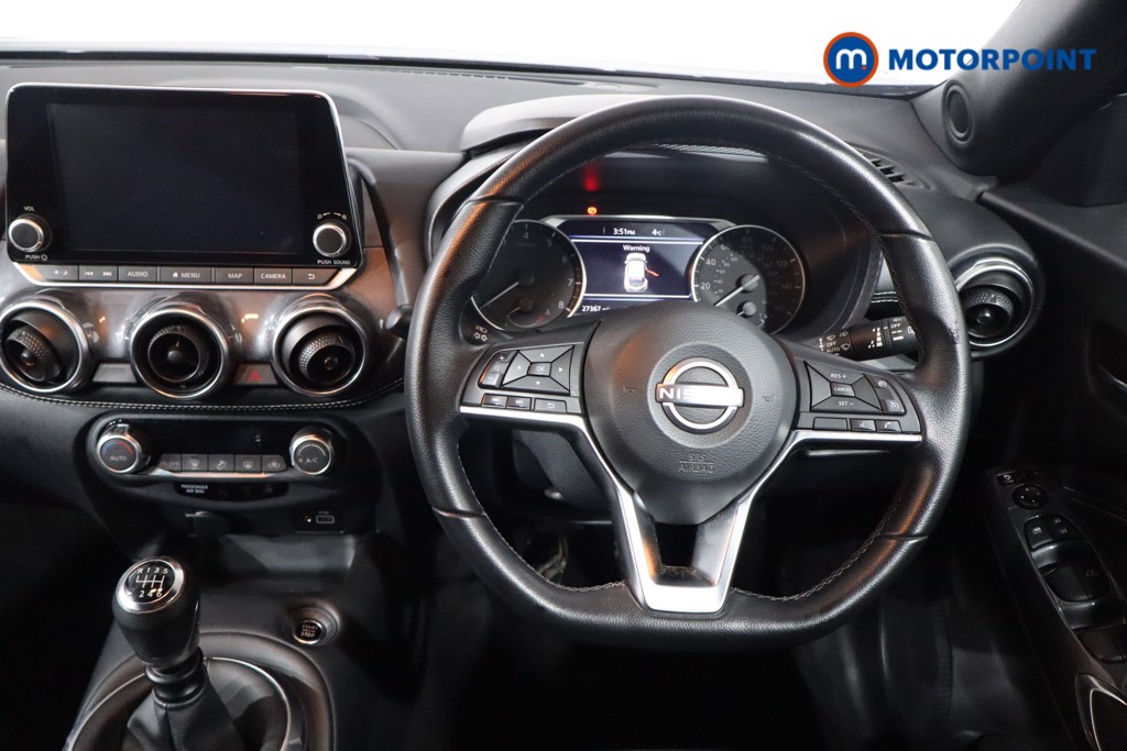 Nissan Juke N-Connecta Manual Petrol SUV - Stock Number (1614798) - 3rd supplementary image