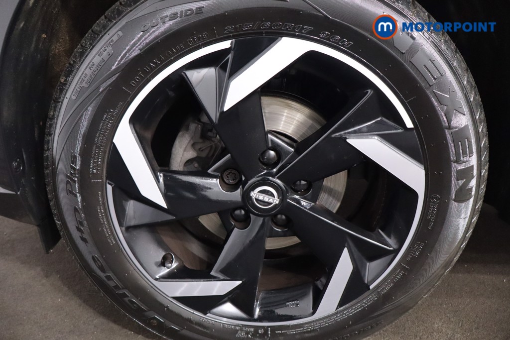 Nissan Juke N-Connecta Manual Petrol SUV - Stock Number (1614798) - 11th supplementary image