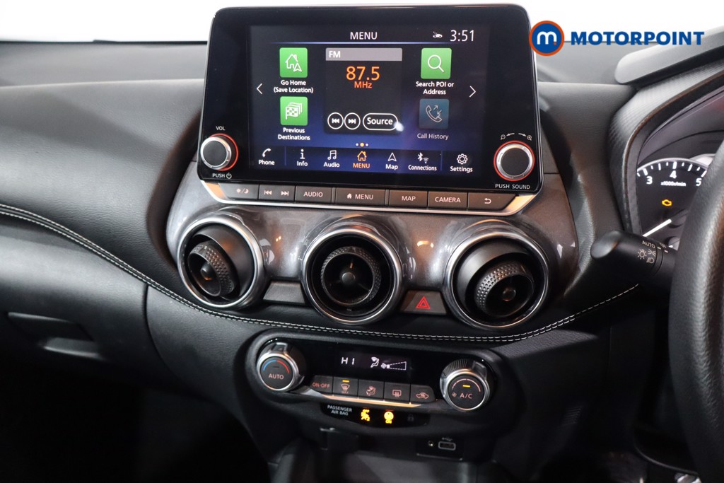 Nissan Juke N-Connecta Manual Petrol SUV - Stock Number (1614798) - 15th supplementary image