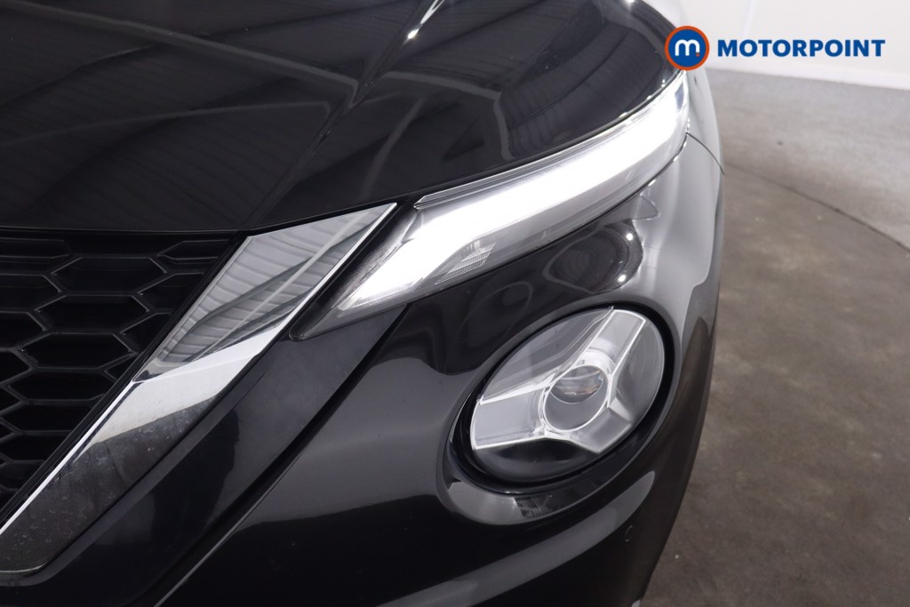 Nissan Juke N-Connecta Manual Petrol SUV - Stock Number (1614798) - 27th supplementary image