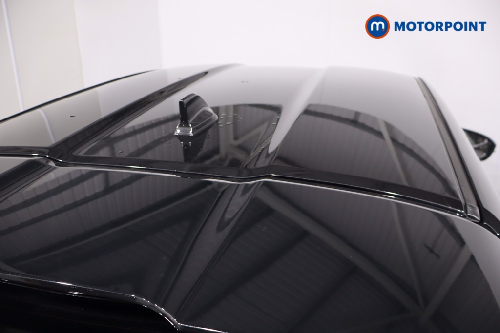 Nissan Juke N-Connecta Manual Petrol SUV - Stock Number (1614798) - 32nd supplementary image