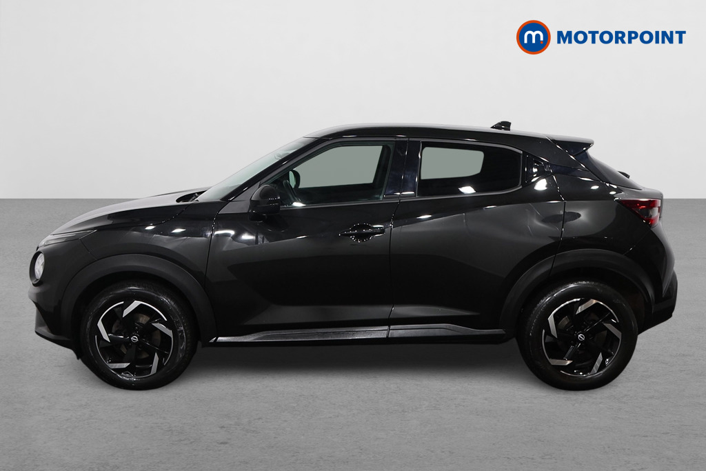 Nissan Juke N-Connecta Manual Petrol SUV - Stock Number (1614798) - Passenger side