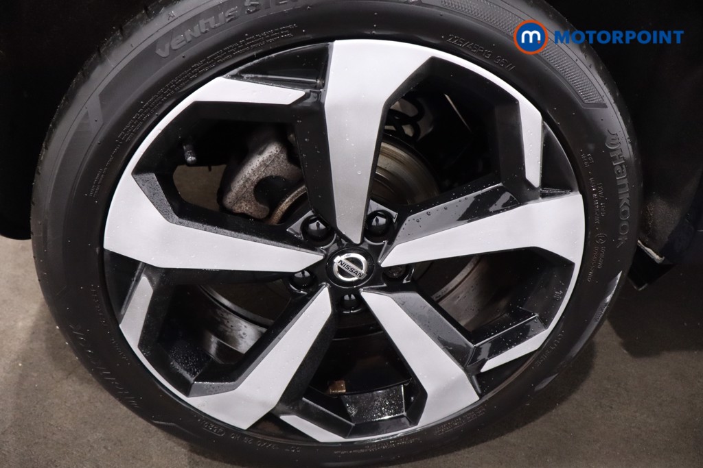 Nissan Juke Tekna Manual Petrol SUV - Stock Number (1614862) - 9th supplementary image