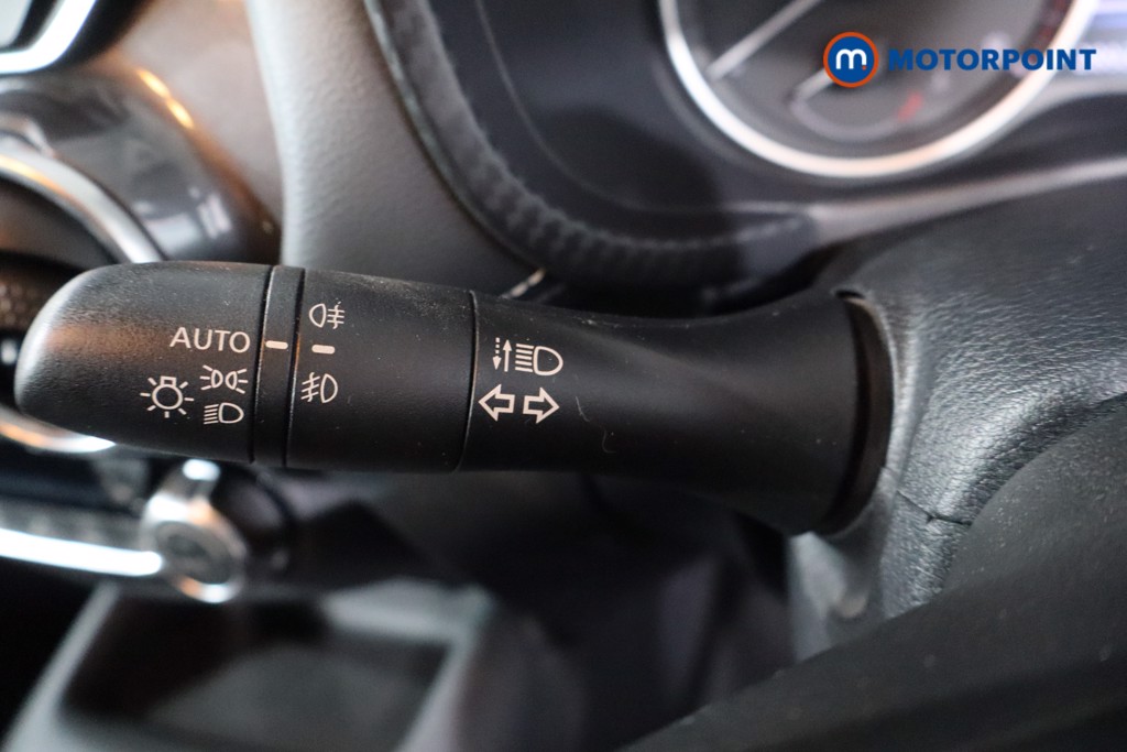 Nissan Juke Tekna Manual Petrol SUV - Stock Number (1614862) - 20th supplementary image