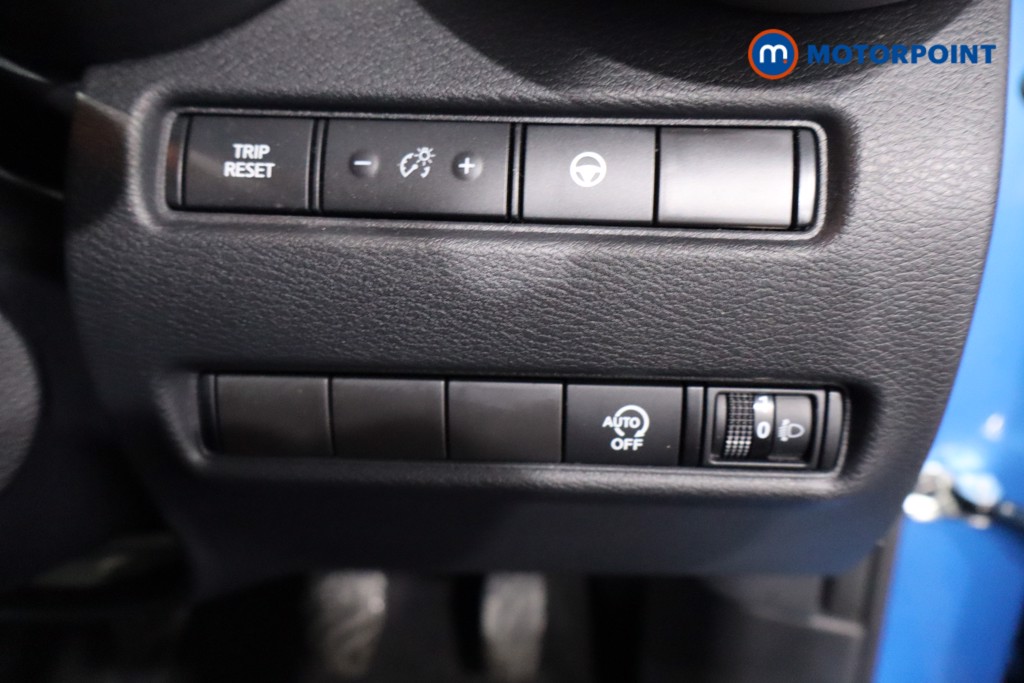 Nissan Juke Tekna Manual Petrol SUV - Stock Number (1614862) - 21st supplementary image