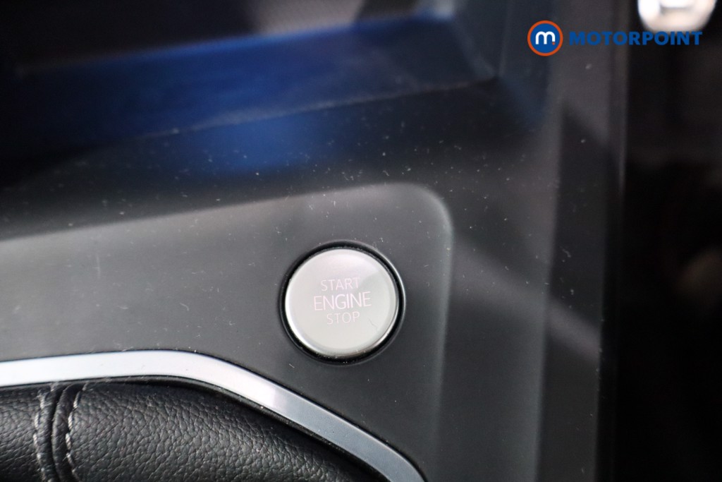 Volkswagen Golf R-Line Manual Petrol Hatchback - Stock Number (1614871) - 13th supplementary image