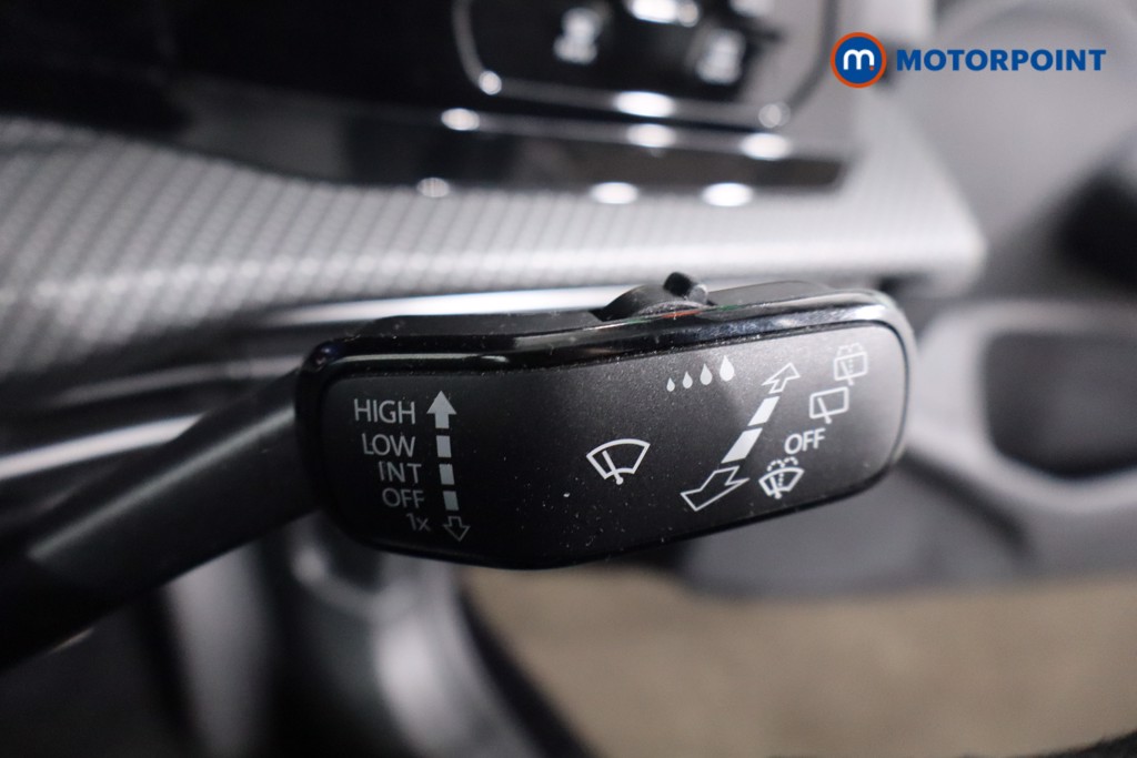 Volkswagen Golf R-Line Manual Petrol Hatchback - Stock Number (1614871) - 17th supplementary image