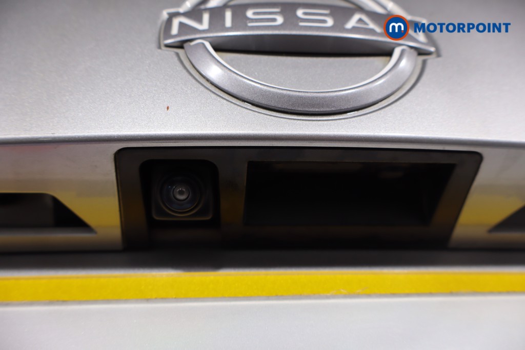 Nissan Juke N-Connecta Manual Petrol SUV - Stock Number (1614891) - 34th supplementary image