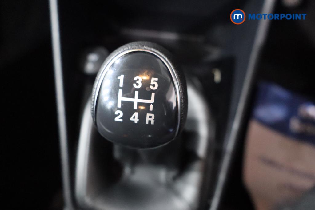 Ford Fiesta Trend Manual Petrol Hatchback - Stock Number (1615031) - 4th supplementary image