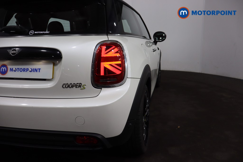 Mini Hatchback Cooper S Level 3 Automatic Electric Hatchback - Stock Number (1604514) - 30th supplementary image