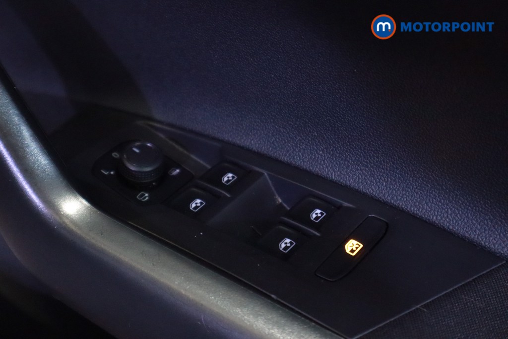 Volkswagen Taigo Life Manual Petrol SUV - Stock Number (1611677) - 13th supplementary image