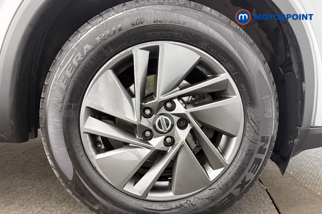 Nissan Qashqai Acenta Premium Manual Petrol SUV - Stock Number (1580809) - 10th supplementary image