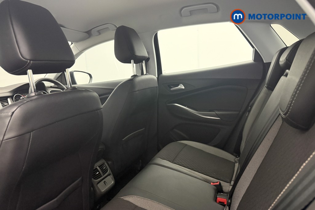 Vauxhall Grandland X Business Edition Nav Manual Diesel SUV - Stock Number (1587585) - 32nd supplementary image