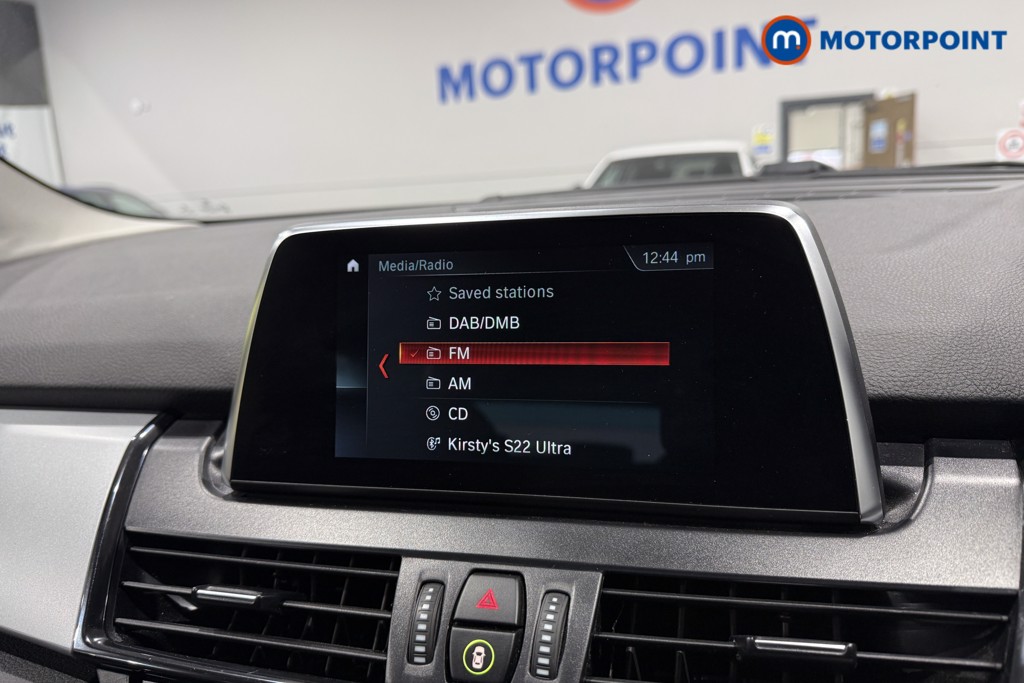 BMW 2 Series SE Manual Petrol Estate - Stock Number (1589368) - 7th supplementary image