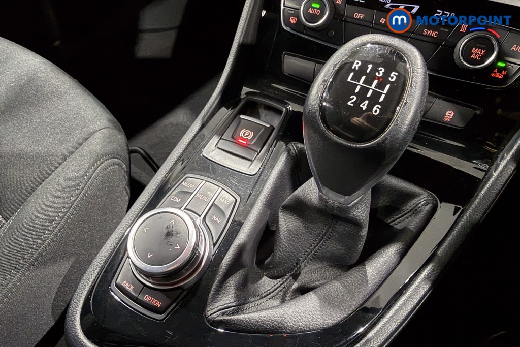 BMW 2 Series SE Manual Petrol Estate - Stock Number (1589368) - 10th supplementary image