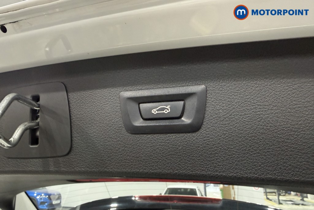 BMW 2 Series SE Manual Petrol Estate - Stock Number (1589368) - 19th supplementary image