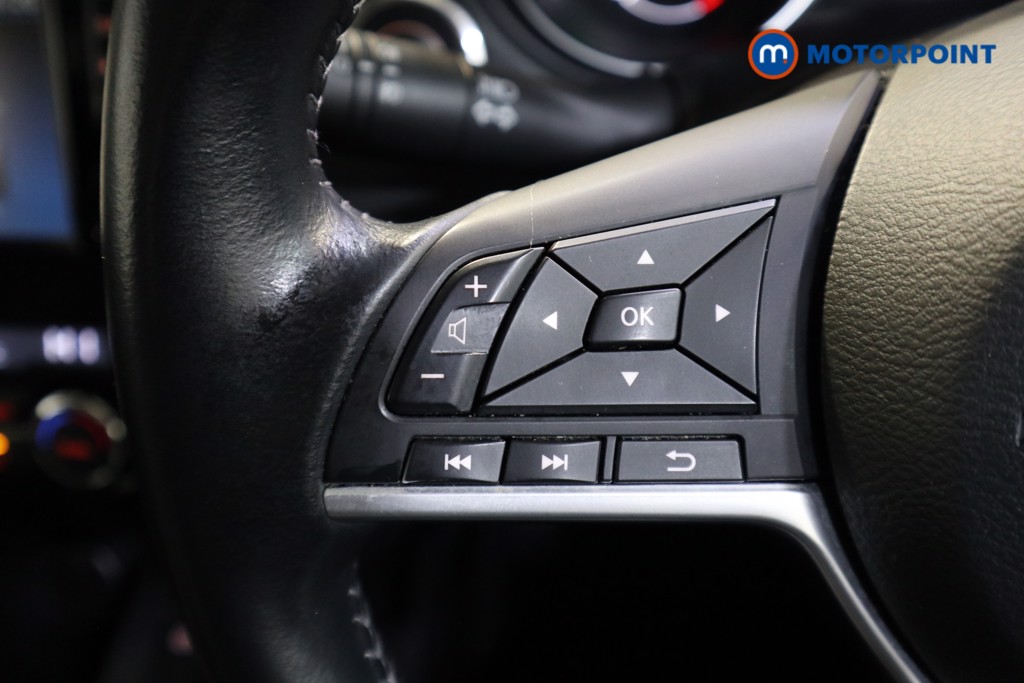 Nissan Qashqai N-Connecta Manual Petrol SUV - Stock Number (1594145) - 3rd supplementary image